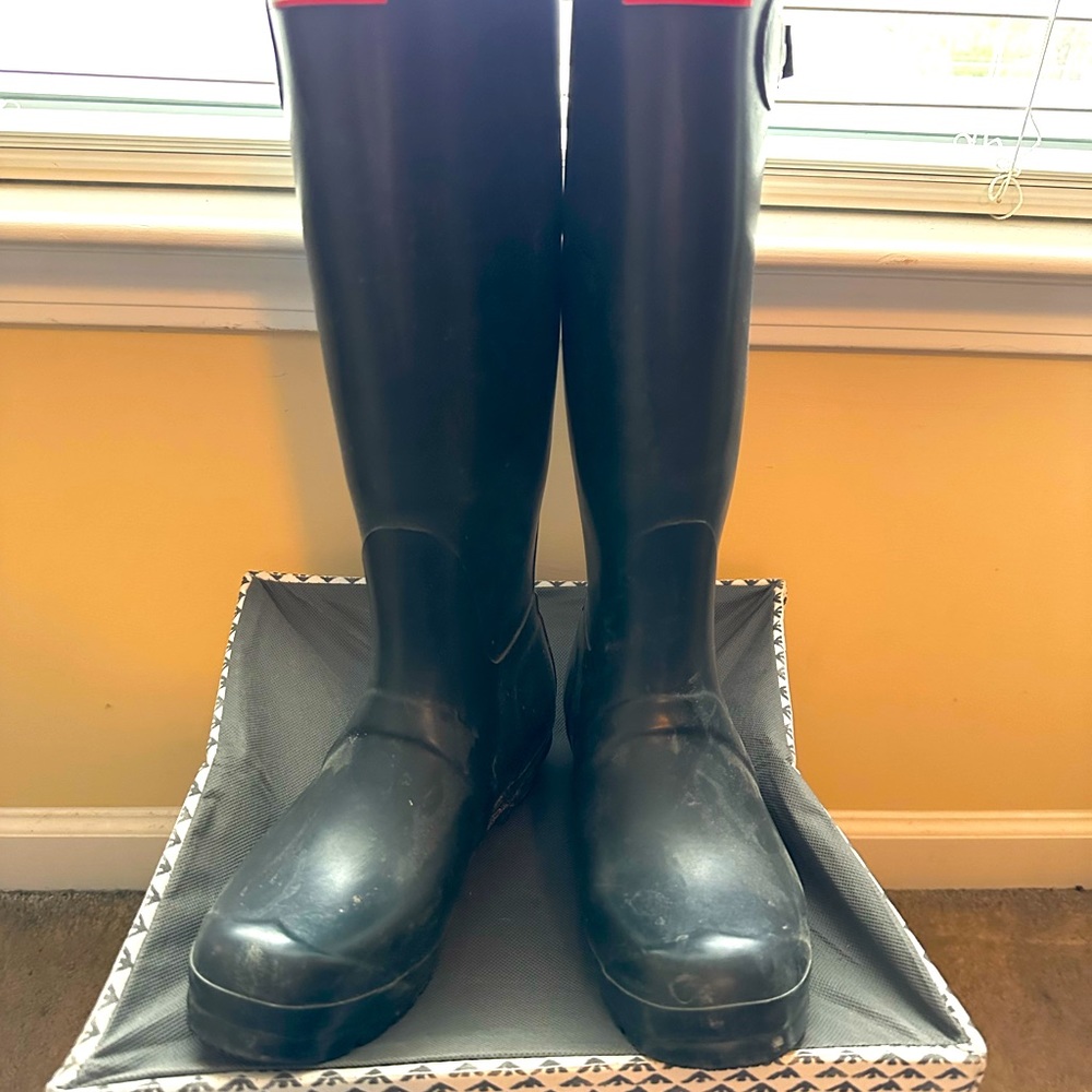 Women’s tall Hunter boots